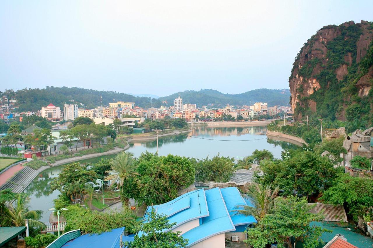 Ha Long Park Hotel Екстериор снимка