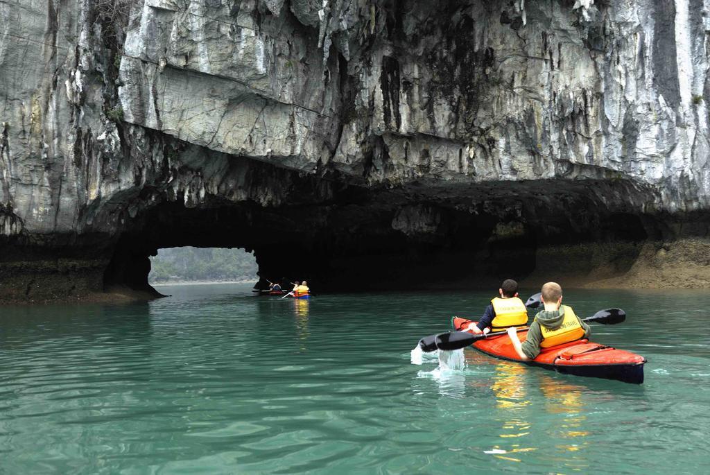 Ha Long Park Hotel Екстериор снимка