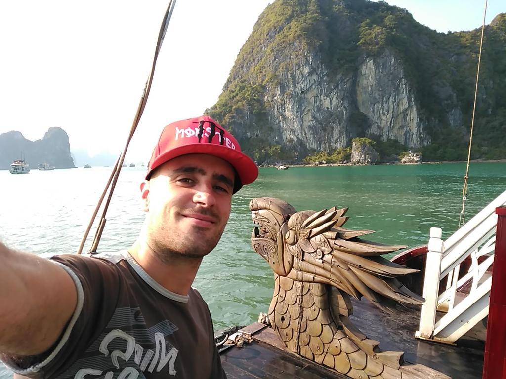 Ha Long Park Hotel Екстериор снимка